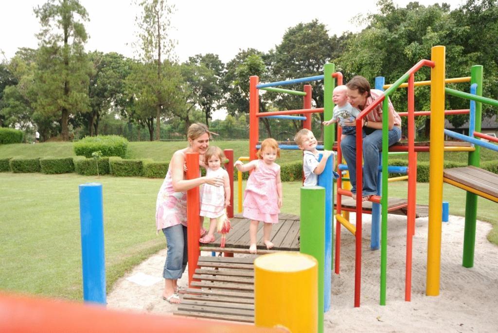 אפרטהוטל Cilandak  Country Woods Jakarta מראה חיצוני תמונה